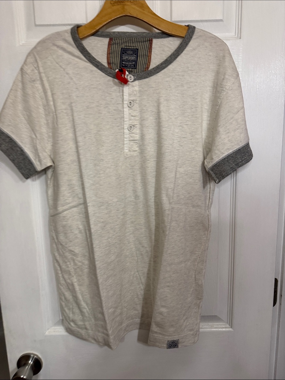 Superdry Short Sleeve Henley Tee in Oatmeal with Gray Trim
